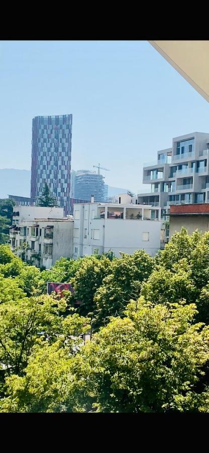 Lilo'S Place Tirana Exteriör bild